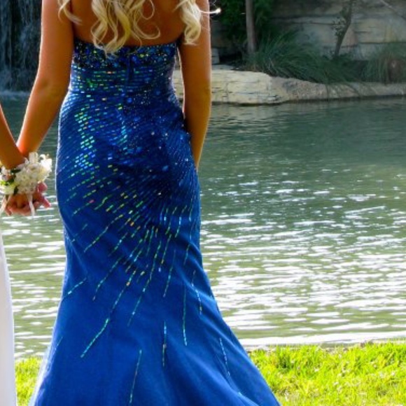 Jovani Royal Blue Sequence SZ 6 Formal  Dress - Picture 2 of 7